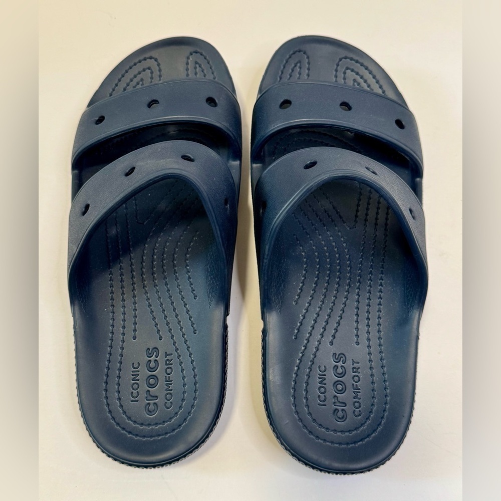 Navy blue crock slides new without tags men’s 8 womans 10